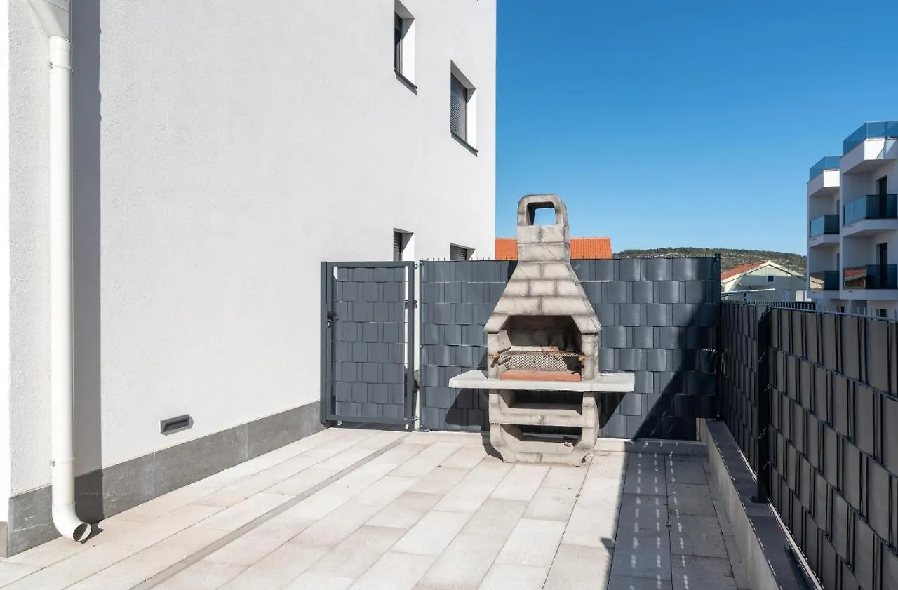 Apartment Poolside 2 Bedroom Ap. Mare Trogir Croatia