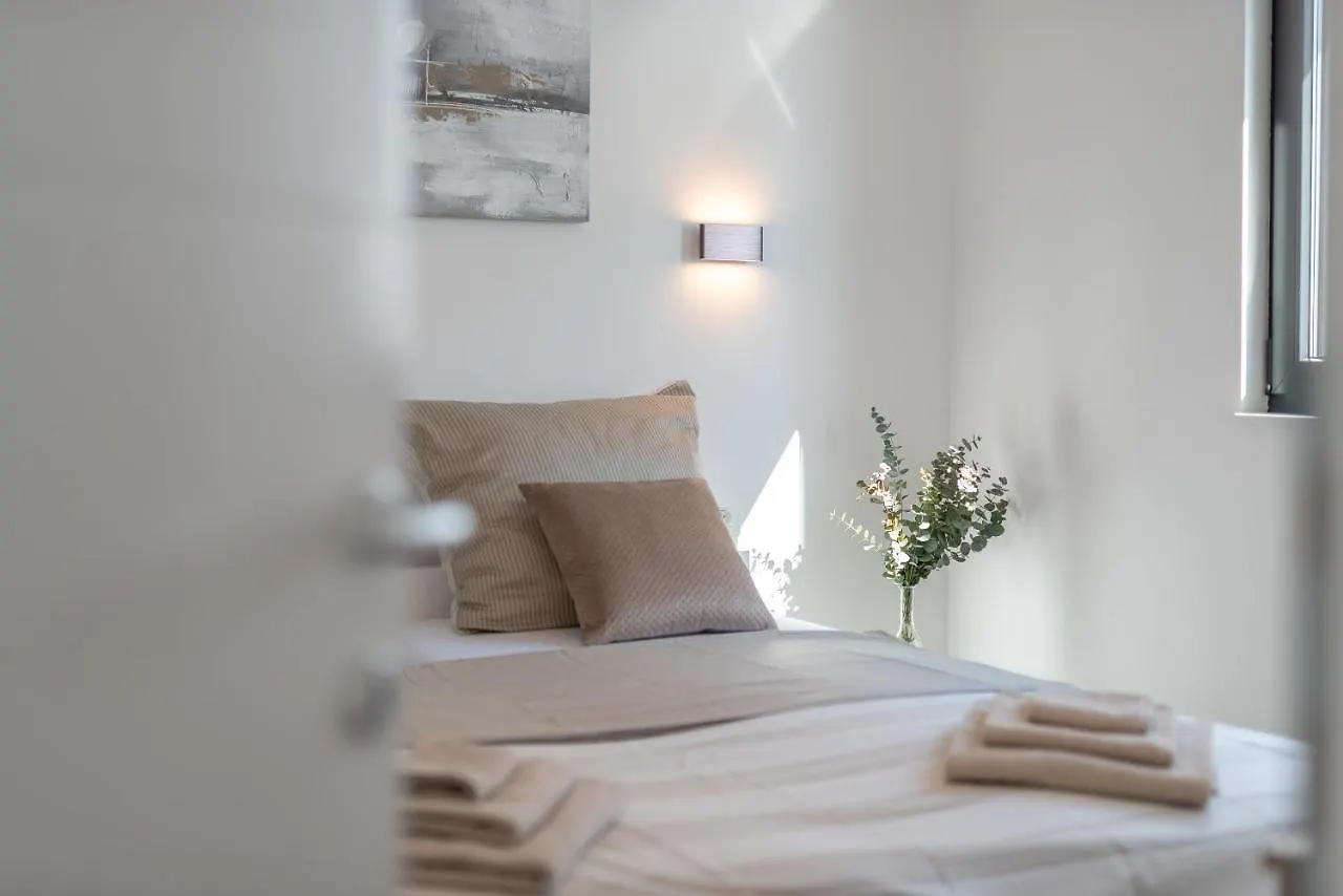 Apartment Poolside 2 Bedroom Ap. Mare Trogir