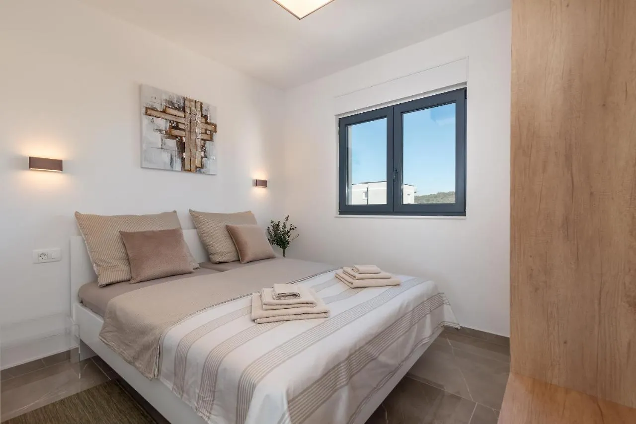 Apartment Poolside 2 Bedroom Ap. Mare Trogir Croatia