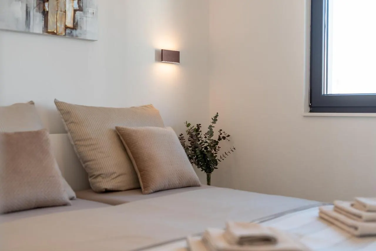 Apartment Poolside 2 Bedroom Ap. Mare Trogir