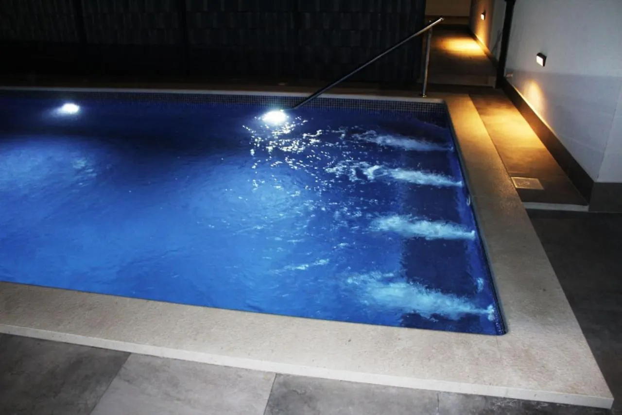 Apartment Poolside 2 Bedroom Ap. Mare Trogir Croatia